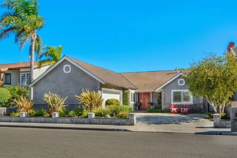 Charming and cozy home with a welcoming exterior. Your perfect home away from home!