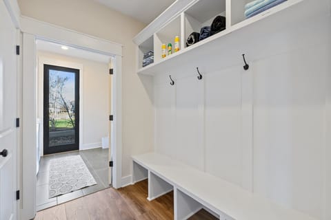 Drop Zone and laundry room with gorgeous lakeviews