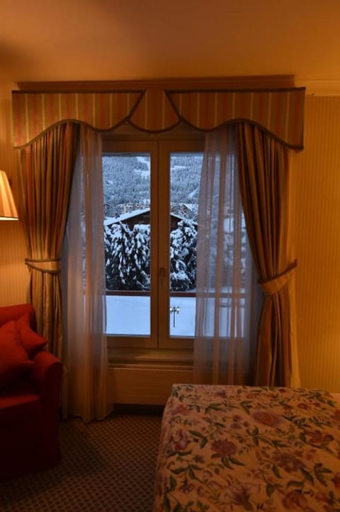 Deluxe Double Room, Mountain View | View from room