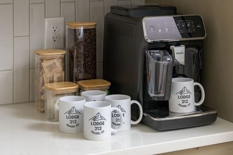 Enjoy the perfect cup of coffee with the automatic espresso maker
