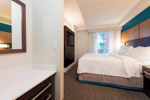 Suite, 1 Bedroom | Premium bedding, down comforters, memory foam beds, in-room safe