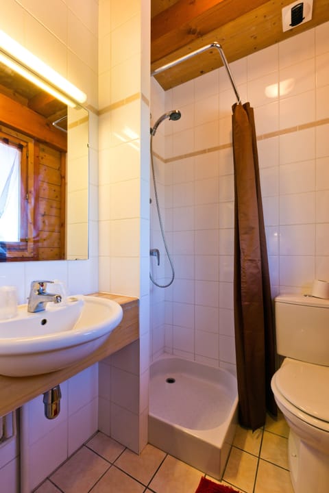 Double or Twin Room | Bathroom | Shower, free toiletries, hair dryer, slippers