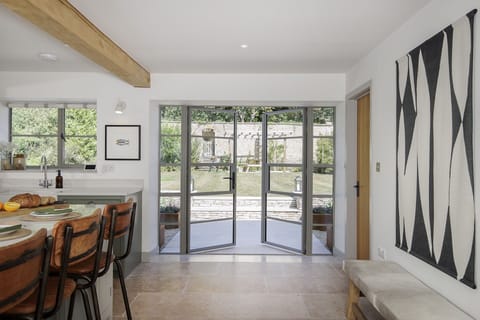 The Tallat Kitchen - StayCotswold