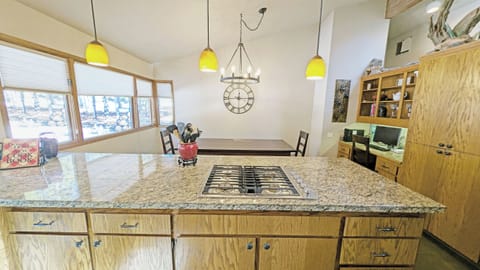 Kitchen/Dining