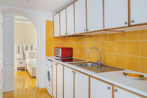 Apartment, 2 Bedrooms, Terrace, Garden Area | In-room safe, desk, free WiFi, bed sheets