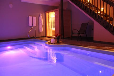 Grand Royal Pool Suite | Room amenity