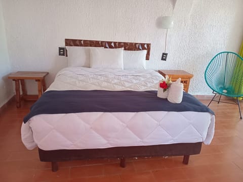 Comfort Room, Garden View | Desk, laptop workspace, free WiFi, bed sheets