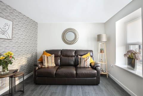 Ettrick Apartment Living Room