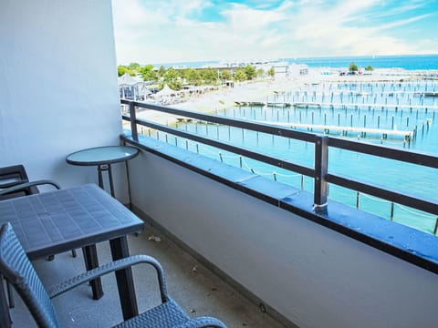 Sea, Shade, Ocean, Watercraft, Boat, Beach, Hotel, Marina, Naval Architecture