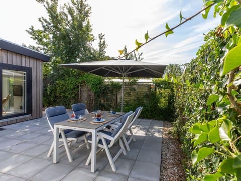 Furniture, Outdoor Furniture, Table, Chair, Outdoor Table, Kitchen & Dining Room Table, Garden, Patio, Coffee Table, Flowerpot