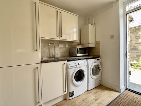 Utility Room and back door Heather House Holiday Cottage, Padstow, North Cornwall