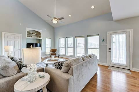 Bright and beautiful south facing living room!