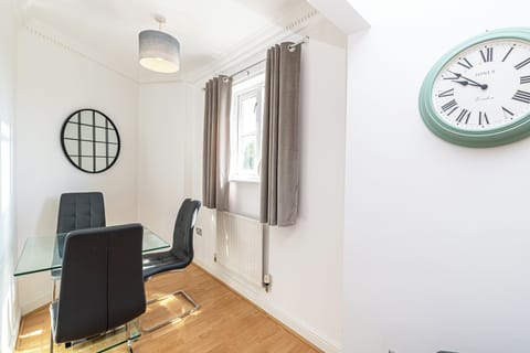 Classic Townhome, Non Smoking | Living area