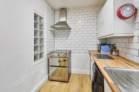 The Reading Room, Hexham - Host & Stay