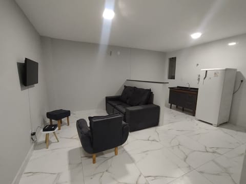 Basic Room, Lanai | Private kitchen