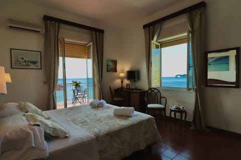 Deluxe Room, Terrace, Sea View | In-room safe, desk, free WiFi, wheelchair access