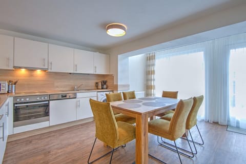 Apartment | Private kitchen | Highchair