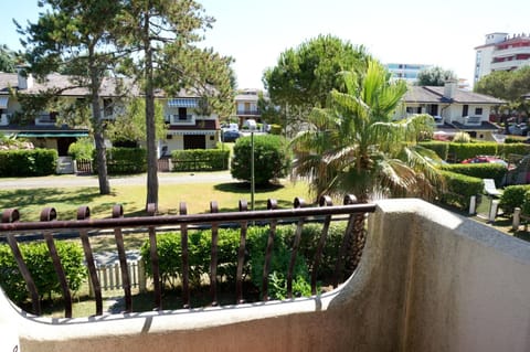 Villa, 2 Bedrooms, Balcony, Garden View | Garden