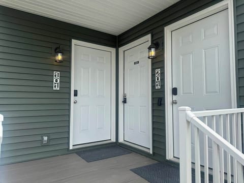 Units 101 Main & 201 Upstairs