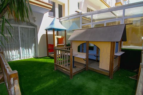 Children's play area - outdoor