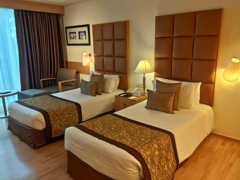 Superior Room, 1 Queen Bed, Accessible | Minibar, in-room safe, individually furnished, desk