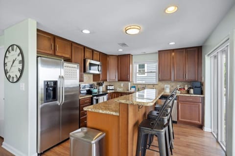 A kitchen perfect for preparing meals for the family!
