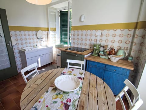 Furniture, Wood, Interior Design, Flooring, Floor, Table, Room, Kitchen & Dining Room Table, Chair, Kitchen