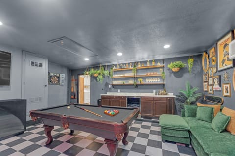 Game room