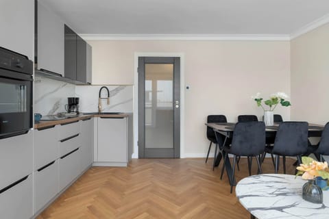 The fully equipped kitchenette includes everything you need for a home-cooked meal.