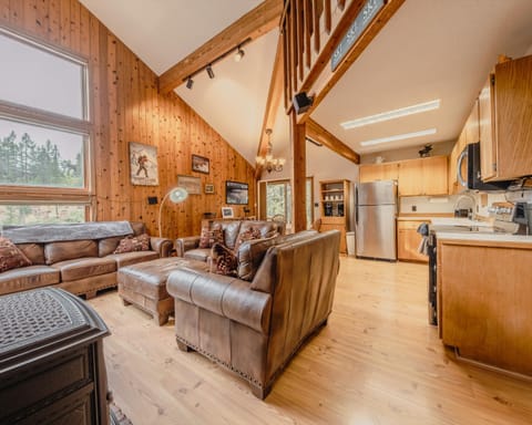 Townhome, Multiple Beds, Patio, Mountain View (Sans Souci 1) | Living area