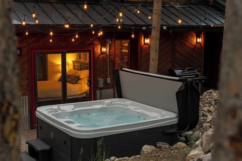 Private hot tub