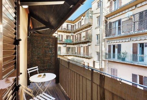 Double Room, Balcony, Courtyard View | In-room safe, blackout drapes, soundproofing, iron/ironing board