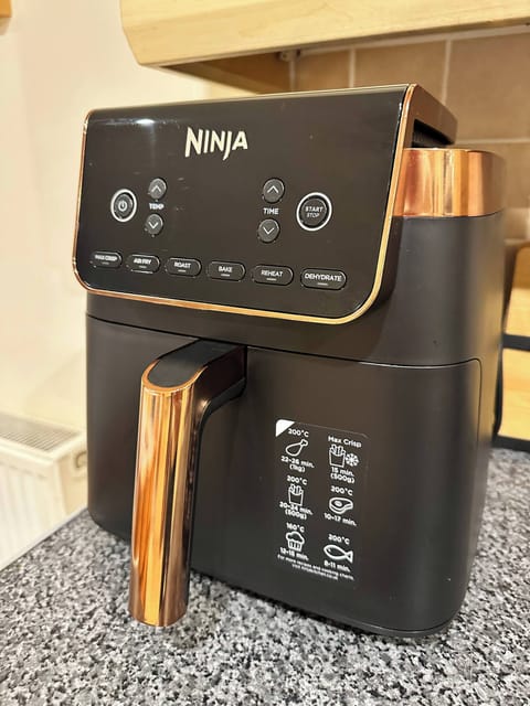 House, 4 Bedrooms, Balcony, Garden View | Miscellaneous