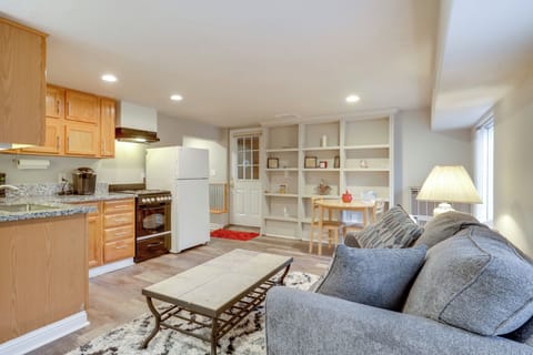 Salem Vacation Rental | 1BR | 1BA | 650 Sq Ft | Steps to Enter