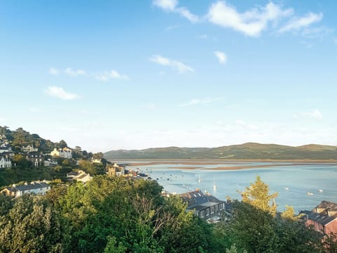 Surrounding area | The Penthouse Westhaven, Aberdyfi