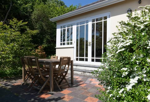 Patio with table and chairs