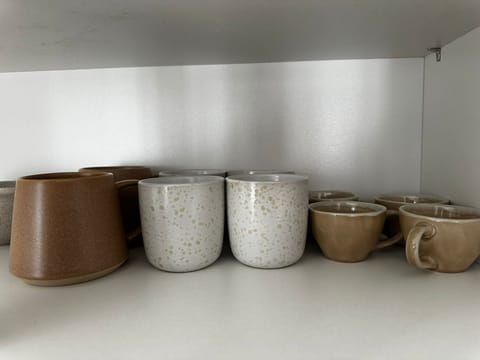 Basic Apartment | Private kitchen | Fridge, microwave, oven, stovetop