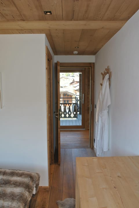 Comfort Double Room, Garden View | In-room safe, blackout drapes, free WiFi