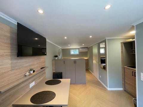 Comfort Studio, Microwave | In-room dining