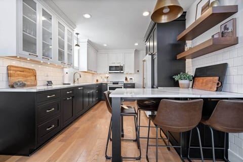 Cook a favorite meal or simply warm up leftovers from one of downtown’s great restaurants.