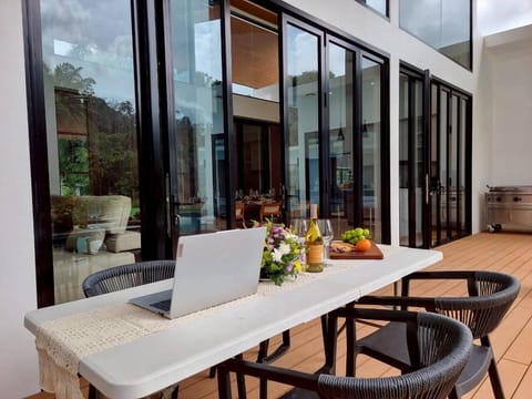 Luxury Villa, Mountain View | Terrace/patio