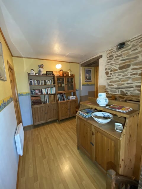 Classic Room, Garden View | Soundproofing, free WiFi