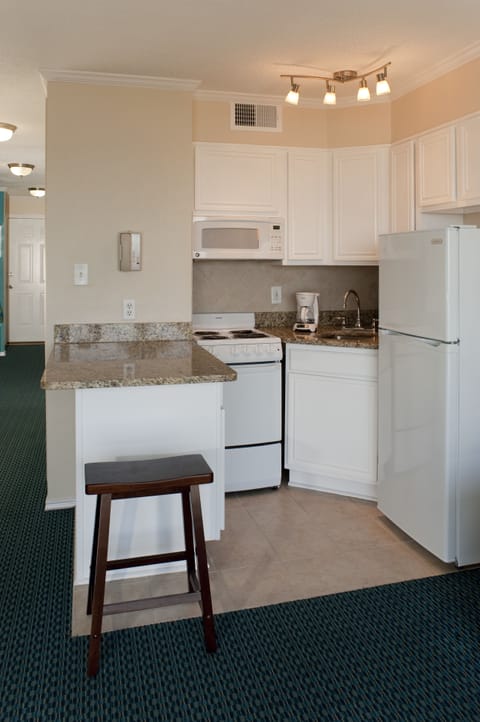 Suite, Kitchenette, Partial Ocean View | Private kitchenette | Full-size fridge, microwave, oven, stovetop