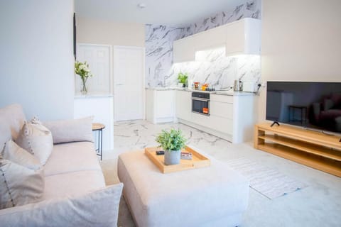 37-inch TV with digital channels