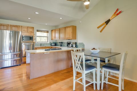 Kitchen | Drip Coffee Maker | Espresso Machine | Dishwasher | 1st Floor