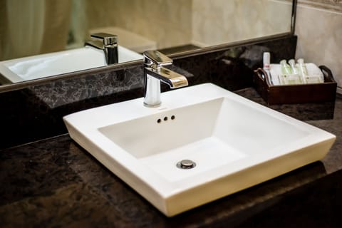 Bathroom sink