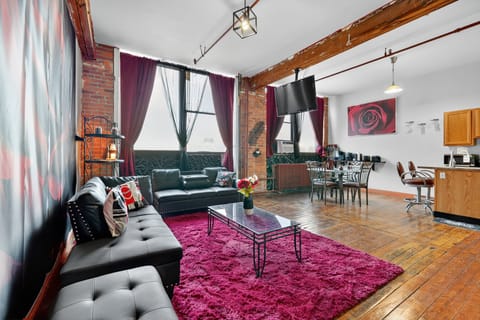 Apartment, 1 Bedroom | Living area | Smart TV