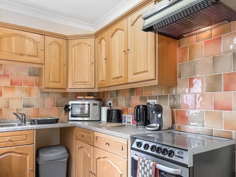 Kitchen | Bold Venture Cottage, Skipton
