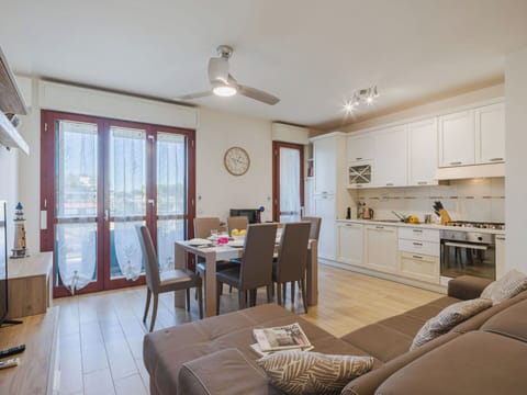 Door, Home, Cottage, Garden Buildings, Shade, Garden, Lawn, Porch, Yard