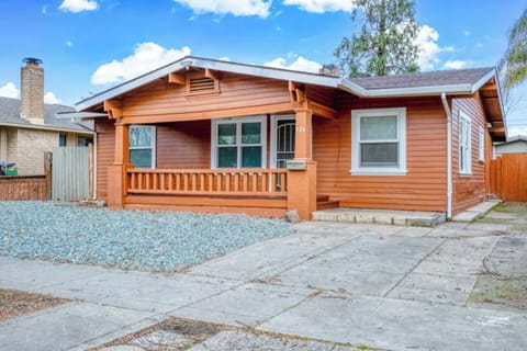 8a143913-61f5-45df-b6c9-60237d303abc